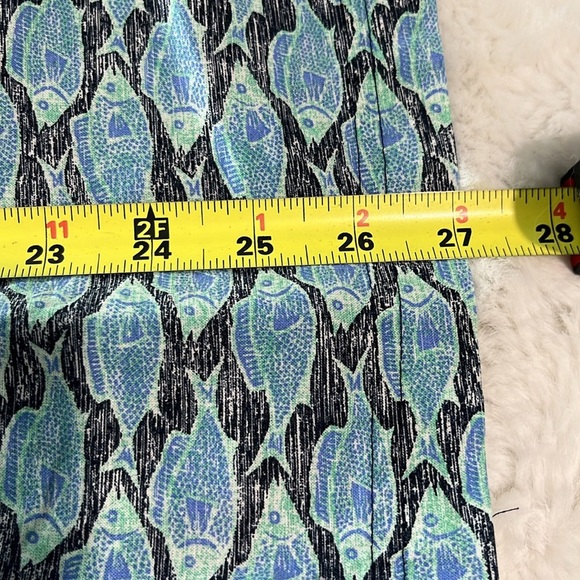 Ll Bean tropical fish button down - Picture 5 of 6